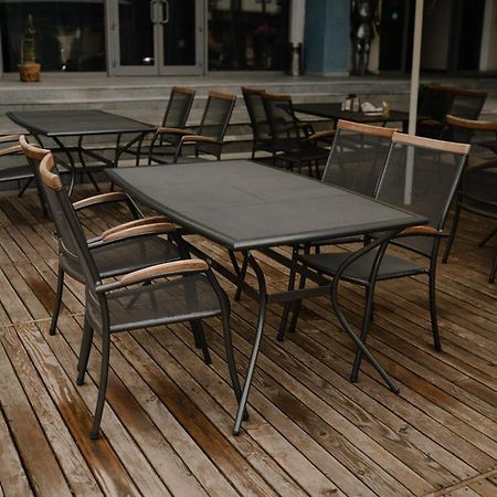 7 Days Hotel Kamyanets-Podilskyi Dış mekan fotoğraf