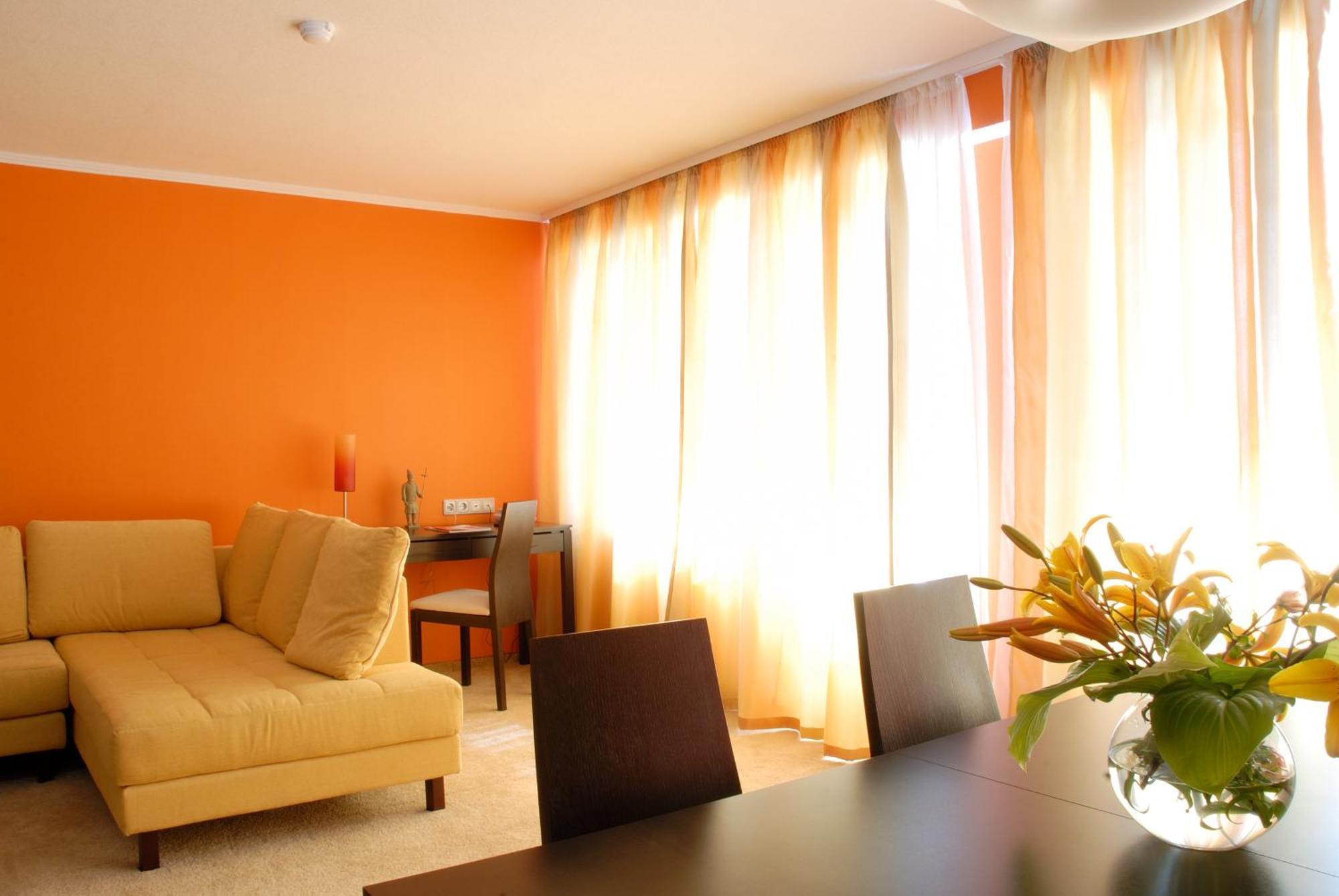 7 Days Hotel Kamyanets-Podilskyi Dış mekan fotoğraf