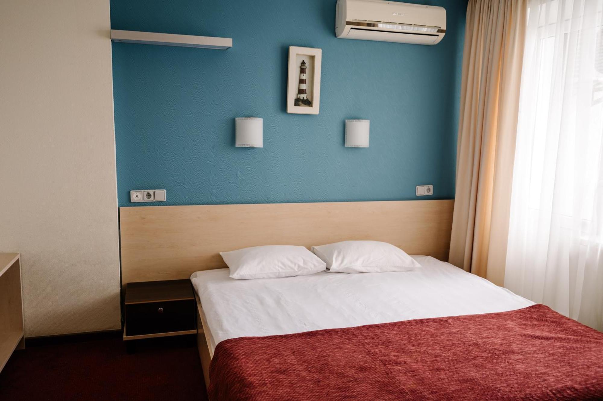 7 Days Hotel Kamyanets-Podilskyi Dış mekan fotoğraf