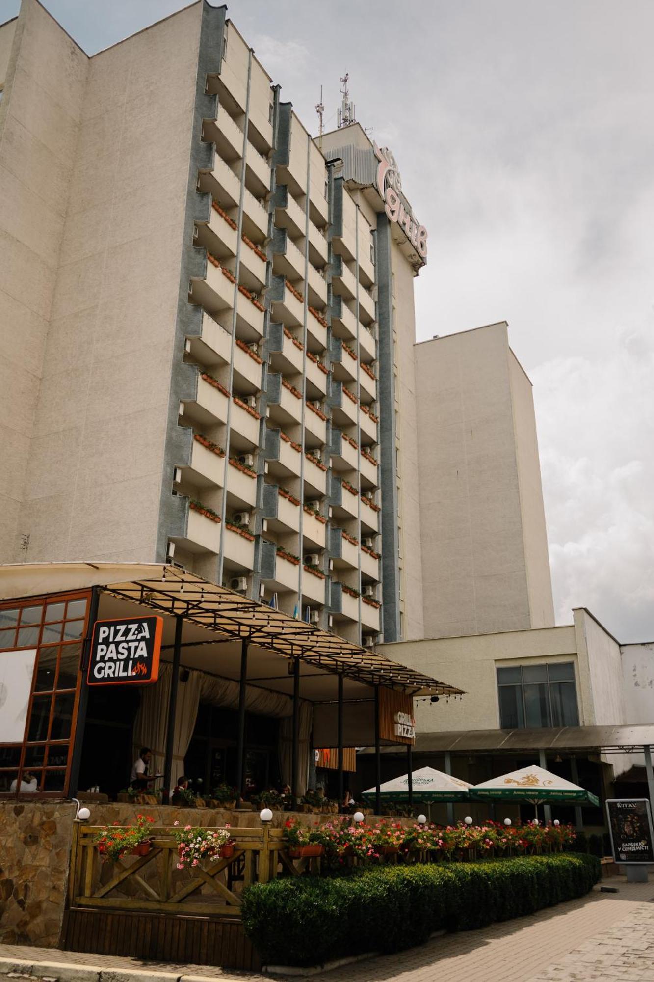 7 Days Hotel Kamyanets-Podilskyi Dış mekan fotoğraf